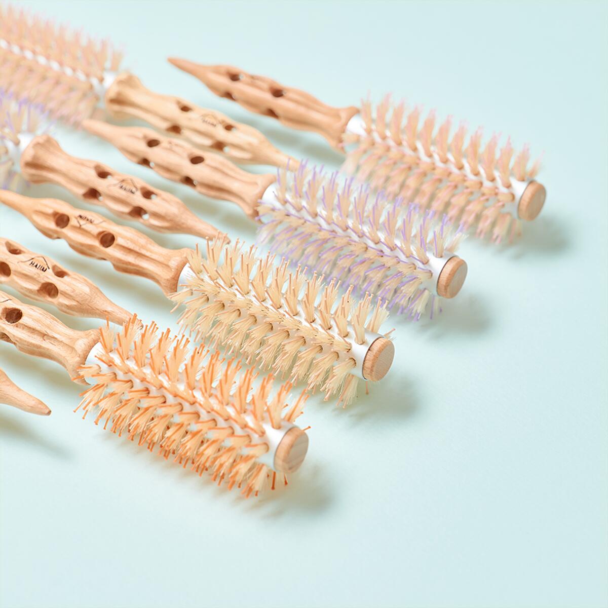 HAUM 前髪ロールブラシ HAUM Bang Brush ヘアセット ヘアスタイル 韓国 韓国コスメ 前髪